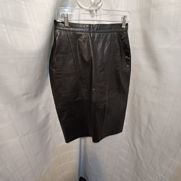 Arlando black leather knee high skirt size 8 - Picture 3 of 10